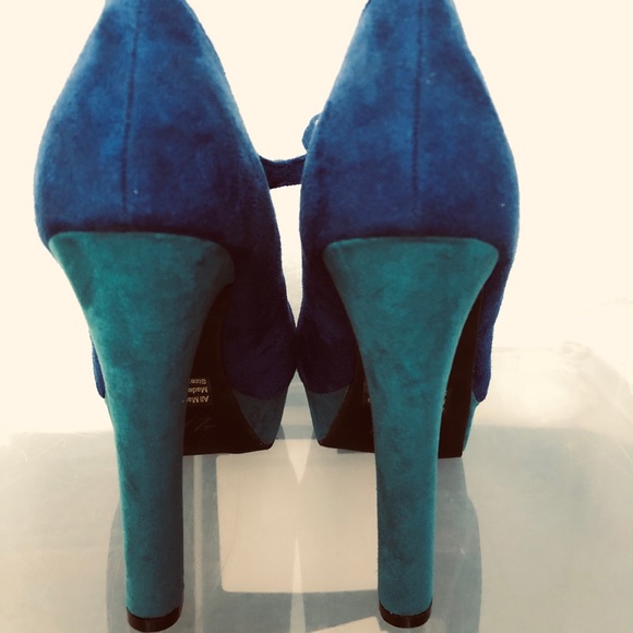 Pleaser Platform Heels 7 1/2 Suede like, EUC - Picture 2 of 5